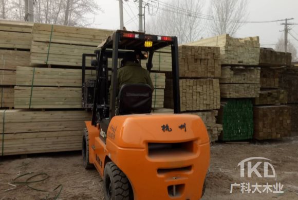 防腐木批發(fā)廠家