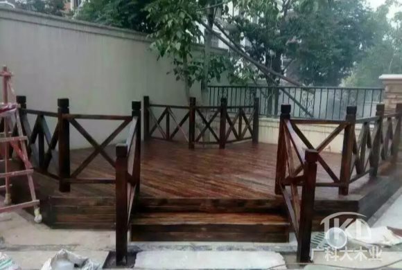 碳化木平臺(tái)制作安裝